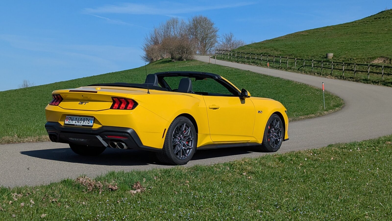 Ford Mustnang Cabrio