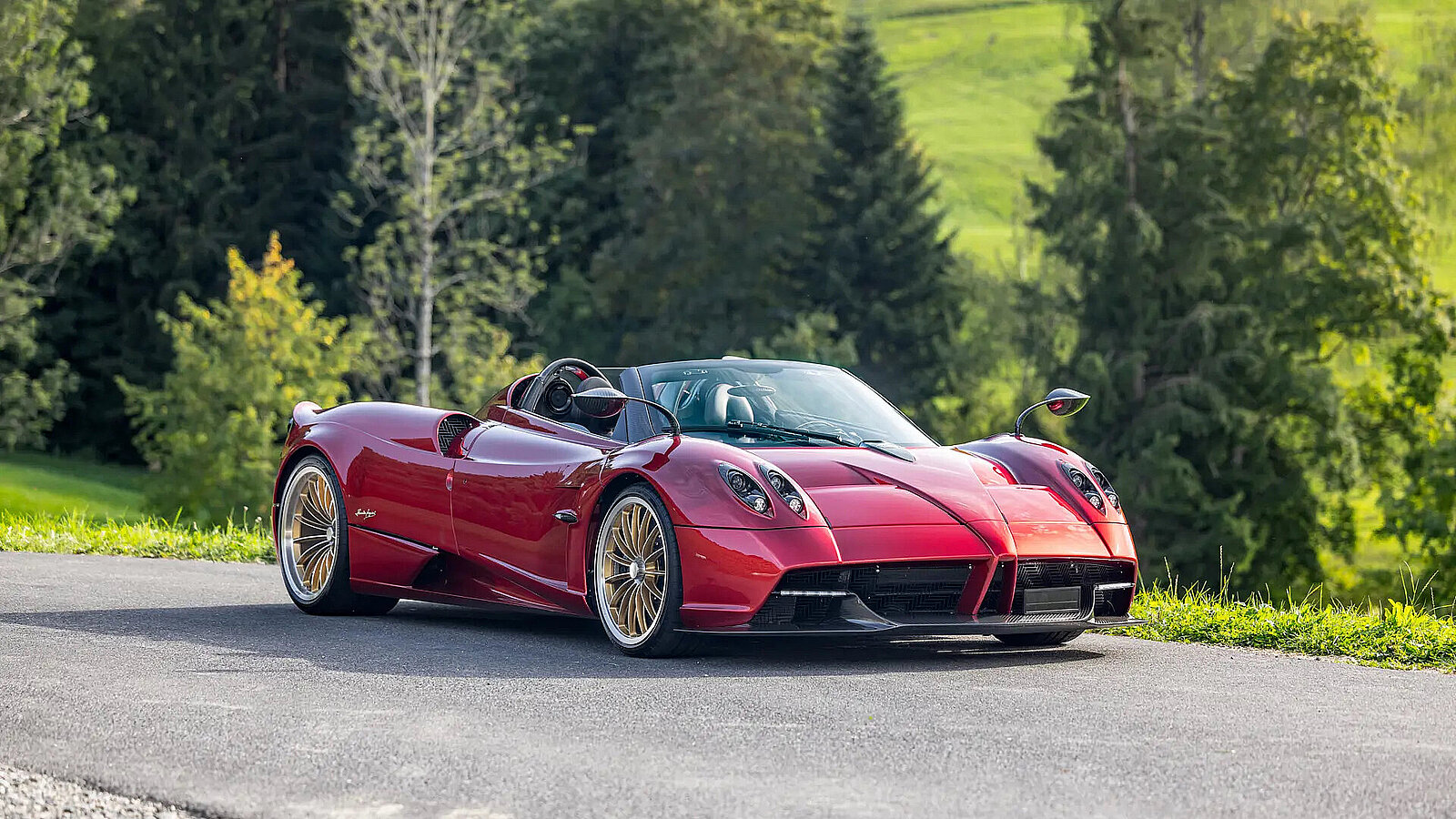 Pagani Huayra Roadster