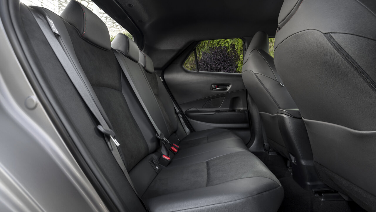 Rücksitze im Toyota C-HR
