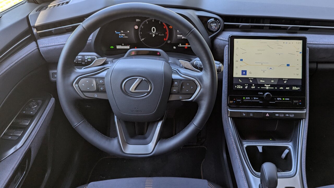 Cockpit im Lexus LBX