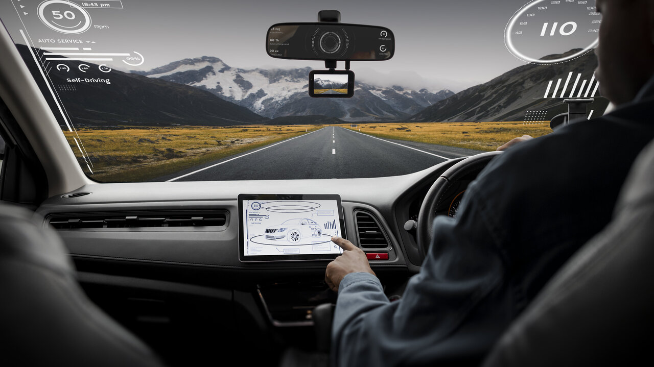 Symbolbild eines Fahrzeugs mit viel Technologie