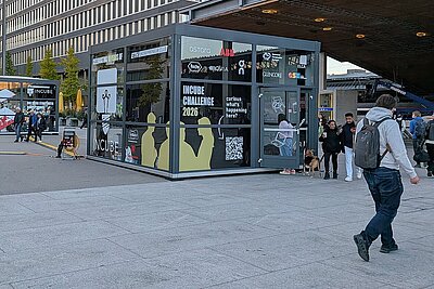 Glaswürfel in der Europaallee