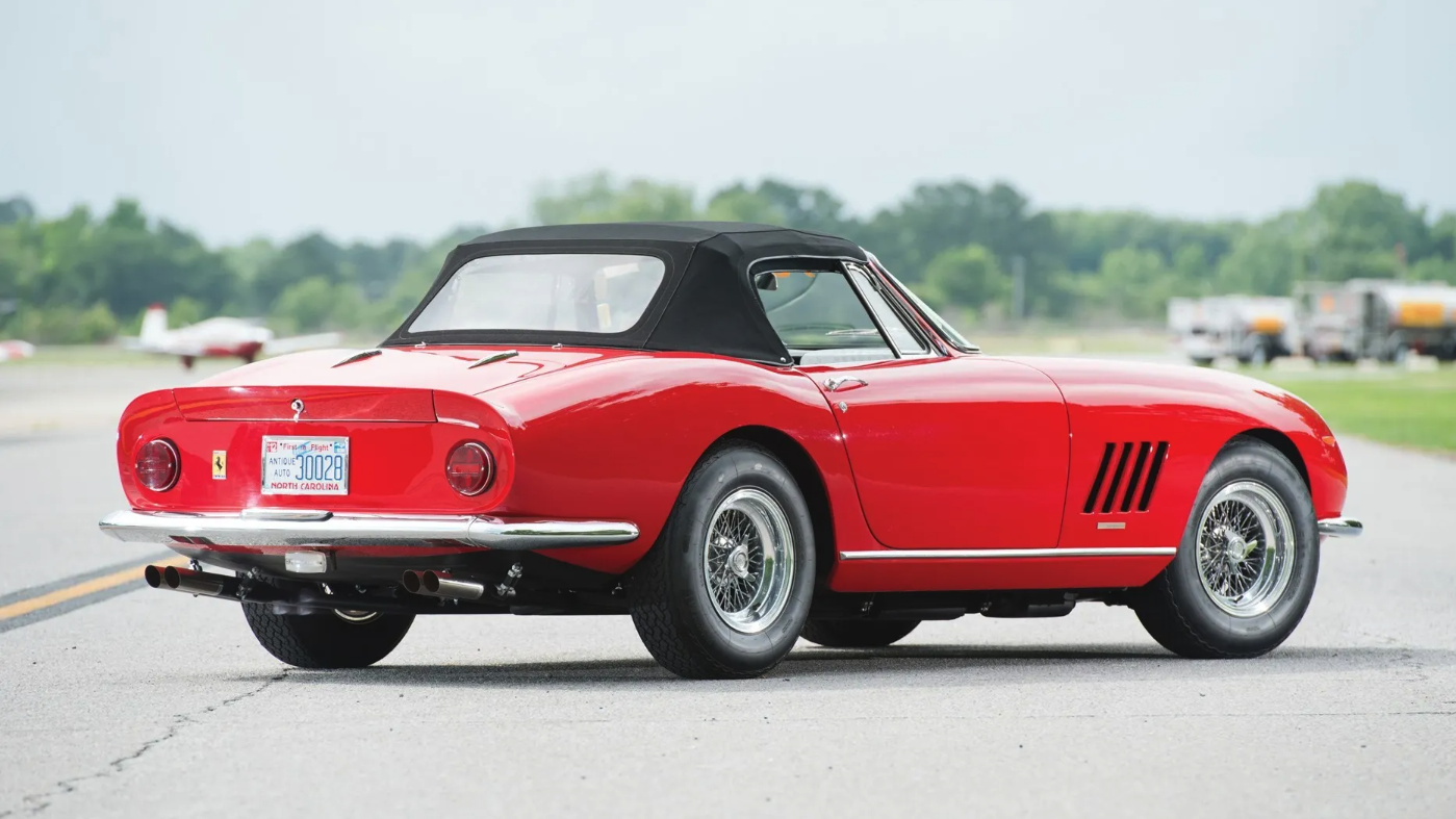 Ferrari 275 GTB NART Spider