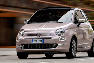 Doch wieder liebgewonnen: Fiat produziert den Verbrenner-500 weiterhin. Bild: Fiat