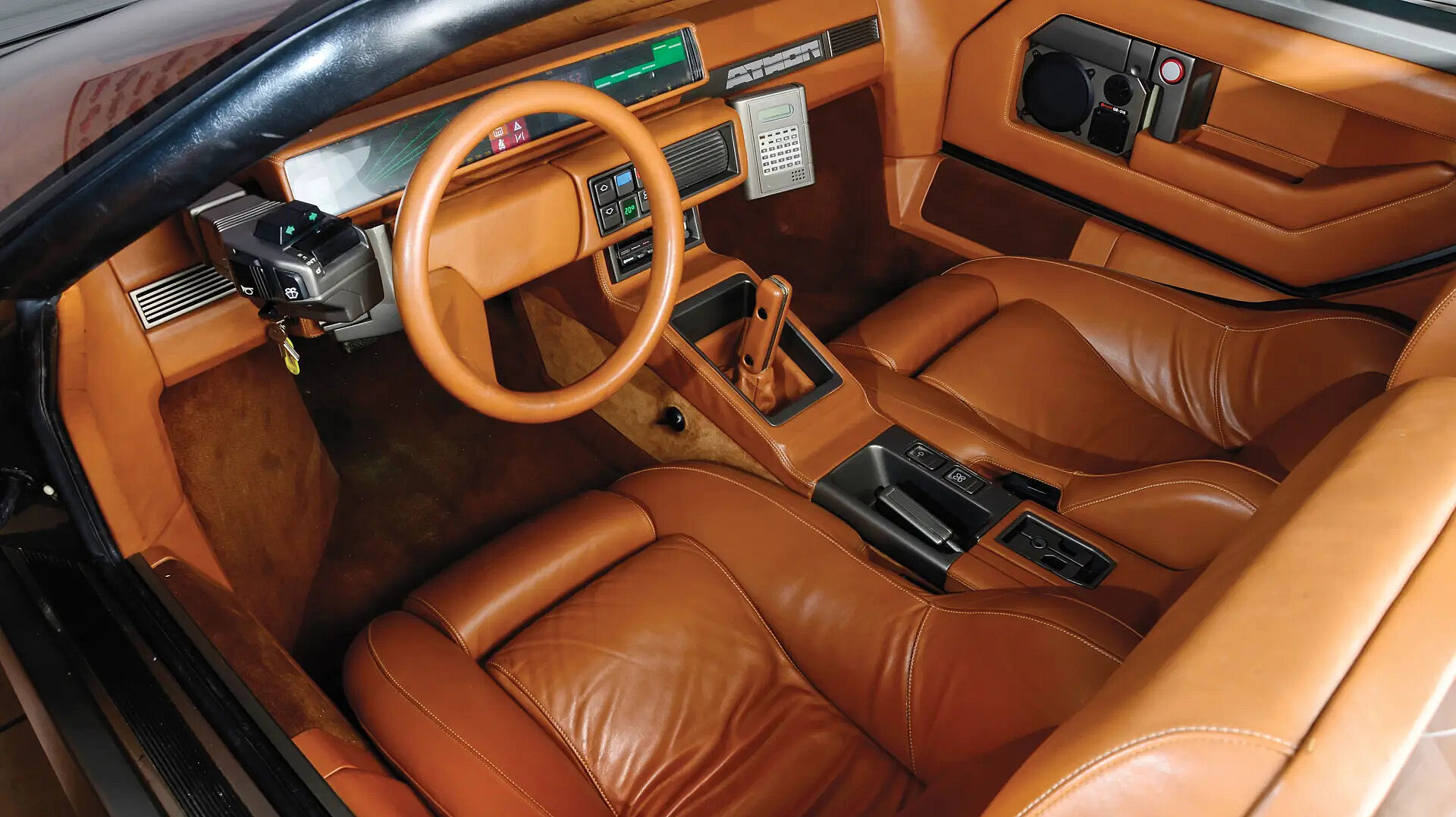Cockpit des Lamborghini Athon