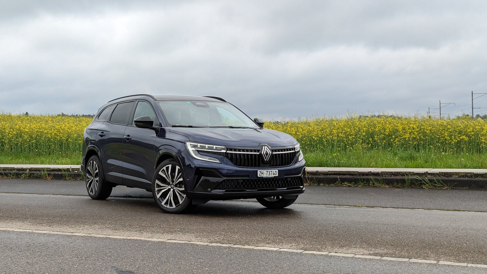 Renault Espace von vorne