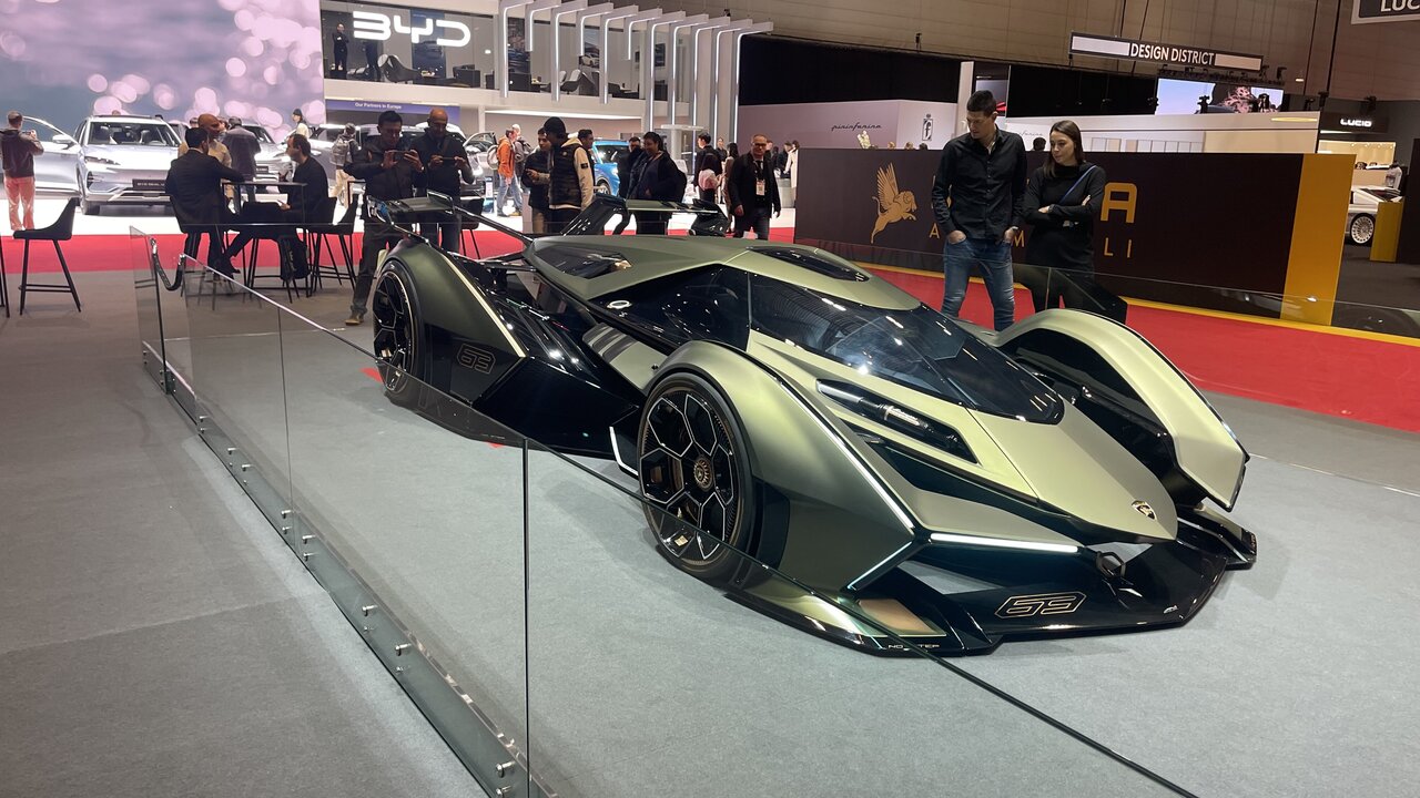 Lamborghini V12 Vision Gran Turismo am Autosalon Genf 2024
