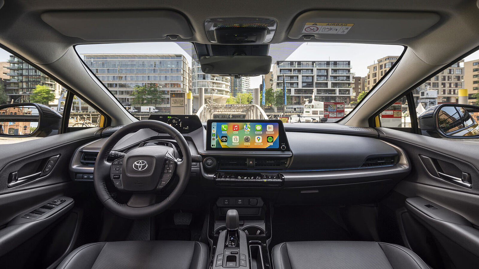 Cockpit eines Toyota Prius
