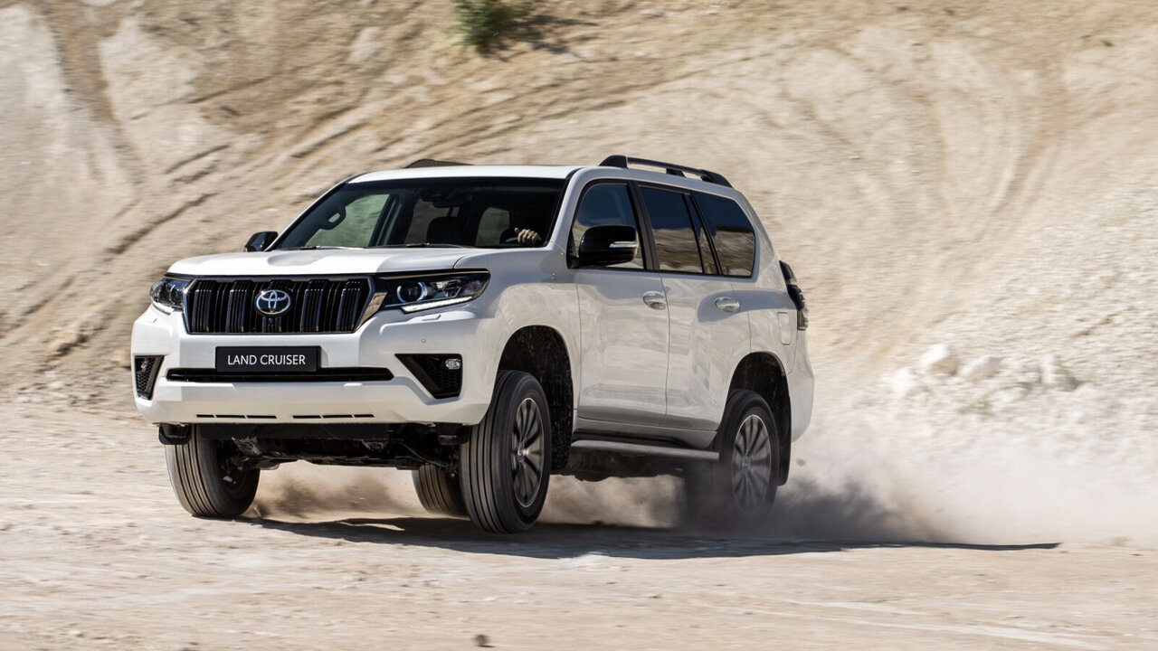 Toyota Land Cruiser offroad