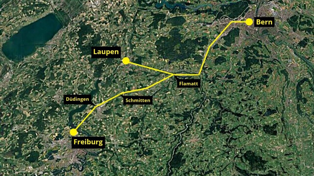 Hier wurde gebaut: Erneuerung der Fahrbahn und der Fahrleitung zwischen Bern und Flamatt, Modernisierung des Bahnhofs Schmitten, Fahrbahnunterhalt und Weichenersatz in Düdingen, Weichenumbau im Bahnhof Freiburg. Karte: Google Maps, STREETLIFE