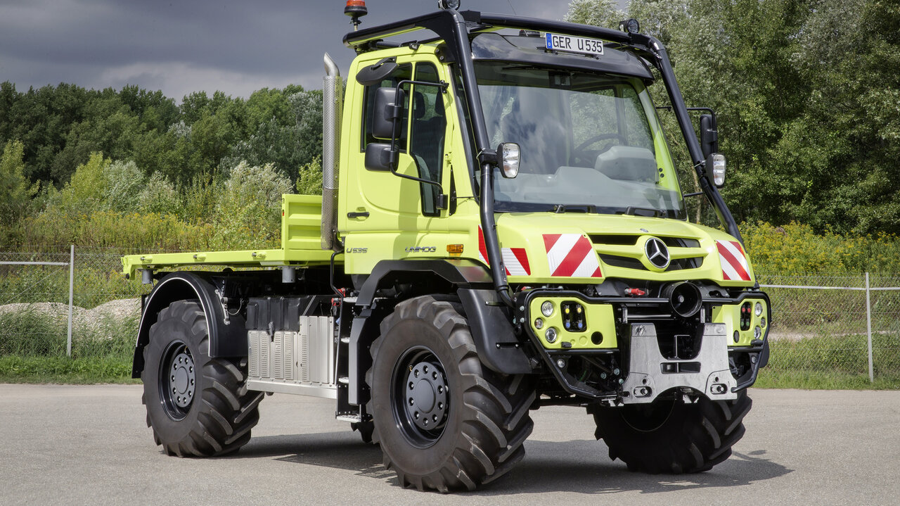 Mit einem Unimog überwindet Johannes am Doomsday unebenes Gelände. Bild: Dailmer Truck