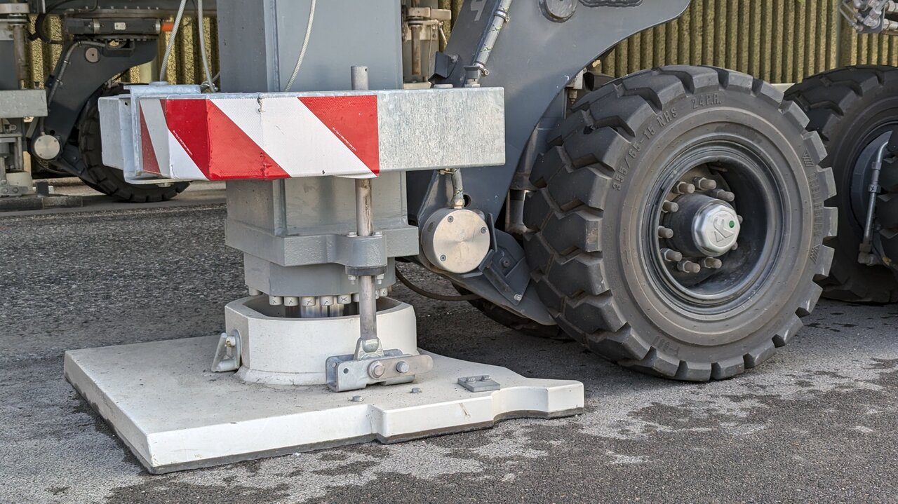 Bodenplatte der ASTRA Bridge