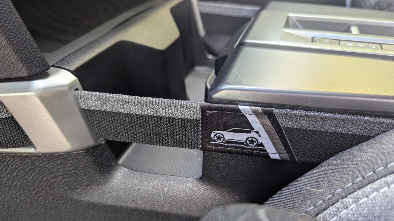 Ablage im Opel Frontera