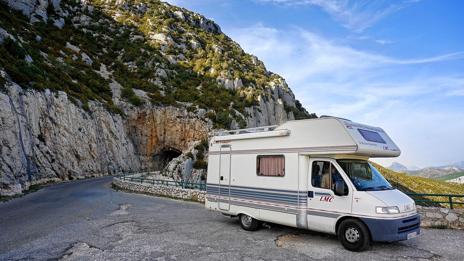 Camper