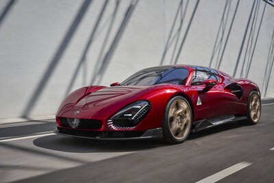 Frontansicht Alfa Romeo 33 Stradale
