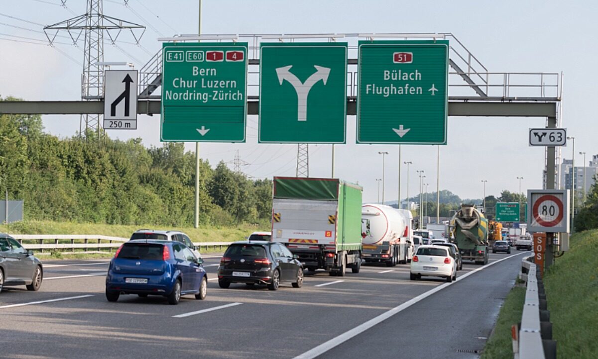 Für Autobahnen und Autostrassen ist das Bundesamt für Strassen zuständig. Bild: ASTRA