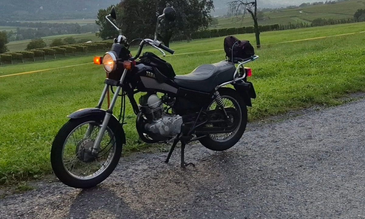 Yamaha SR125