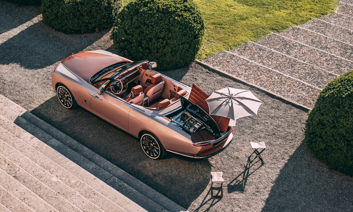 Das Fahrzeug hat ein Picknick-Set eingebaut. Bild: Rolls-Royce