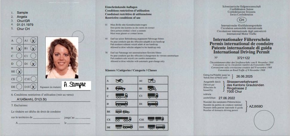 Möchte man einen internationalen Führerschein, muss man einen gültigen Schweizer Führerausweis im Kreditkartenformat haben – dieser muss beim Fahren im Ausland auch immer zusammen mit dem Papierdokument mitgeführt werden.